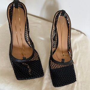 Bottega Veneta Black Mesh Heels gold chain pump 37.5